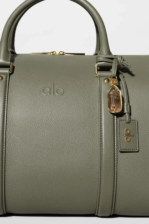 Alo Reisetasche – Olivenbaum-Leder