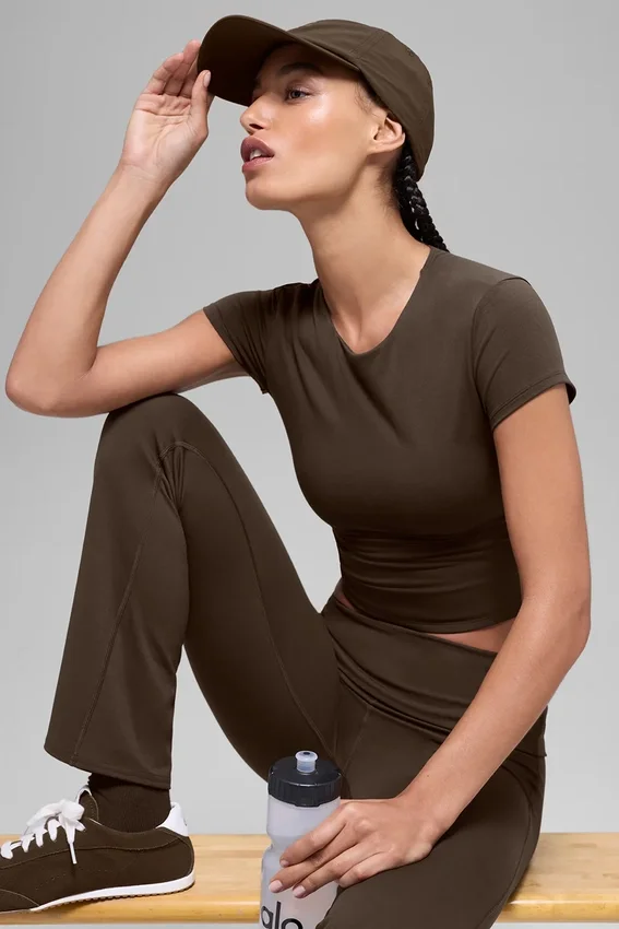Alo Softsculpt Precision Kurzarmshirt – Espresso