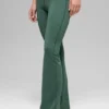 Alo Softsculpt 7/8-Foldover-Flare-Leggings – Clover Green