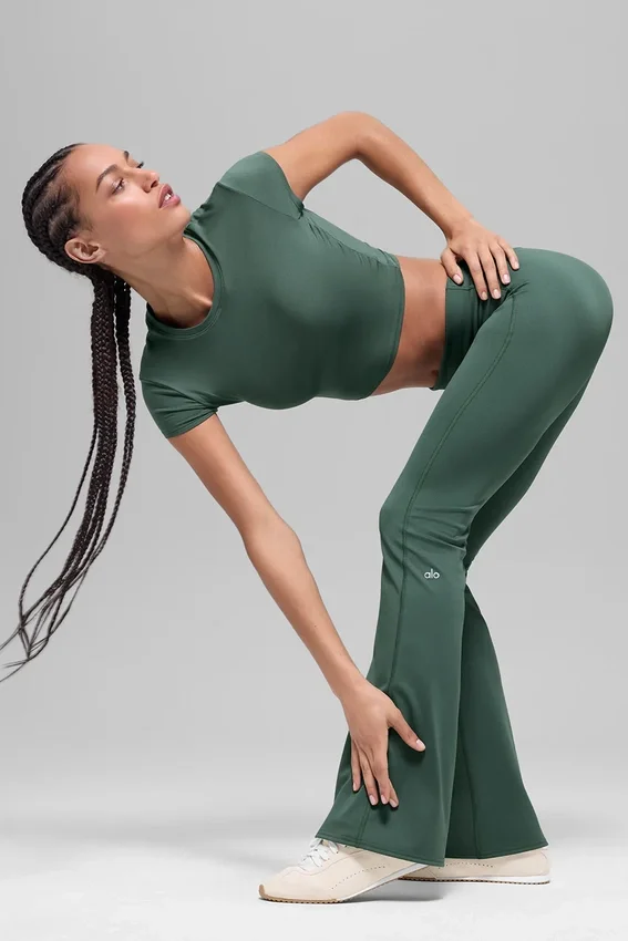 Alo Softsculpt 7/8-Foldover-Flare-Leggings – Clover Green