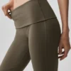 Alo Softsculpt 7/8-Foldover-Flare-Leggings – Olive Tree