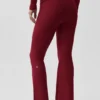 Alo Softsculpt 7/8-Foldover-Flare-Leggings – Summer Romance Red