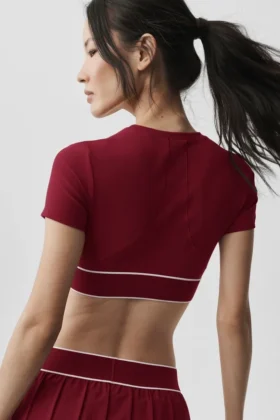 Alo Softsculpt Amp It up Kurzarm-BH – Summer Romance Red