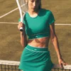 Alo Softsculpt „Amp It Up“ Tennisrock – Emerald Isle