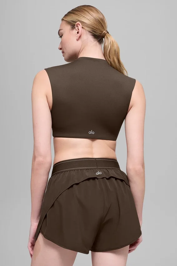 Alo Softsculpt Capped Out Kurzarmshirt – Espresso