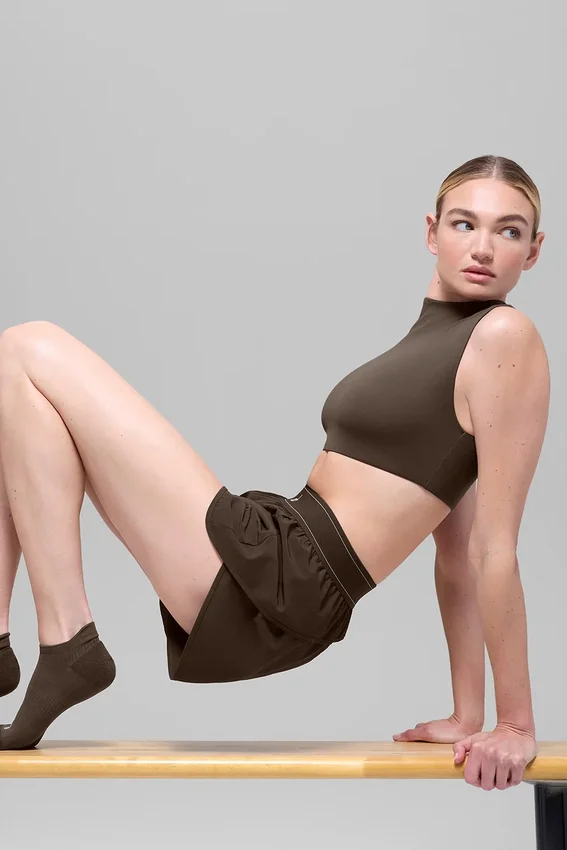 Alo Softsculpt Capped Out Kurzarmshirt – Espresso