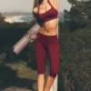 Alo Softsculpt Capri-Hose mit umgeschlagenem Bund und niedriger Leibhöhe – Summer Romance Red