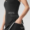 Alo Softsculpt Halter-Tennis-Kleid – Schwarz/Weiß