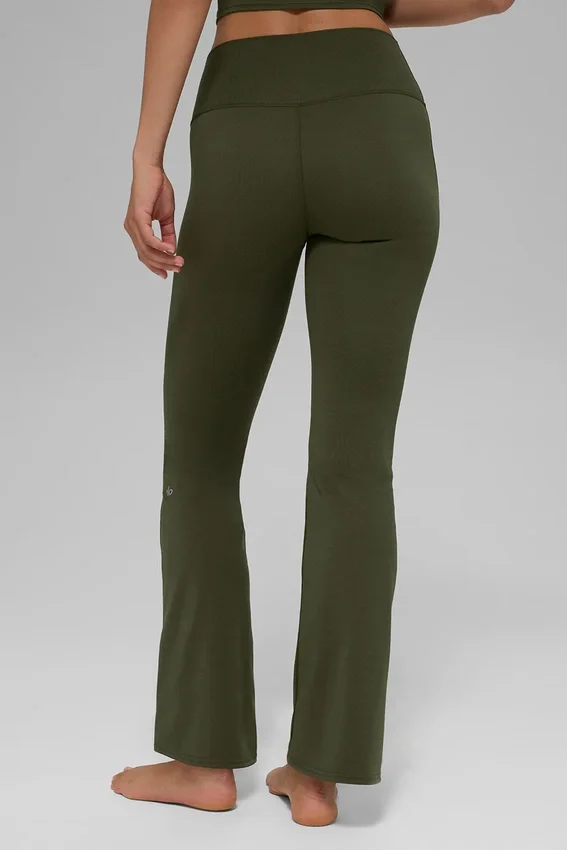 Alo Softsculpt High-Waist 7/8 Bootcut Leggings – Olivgrün