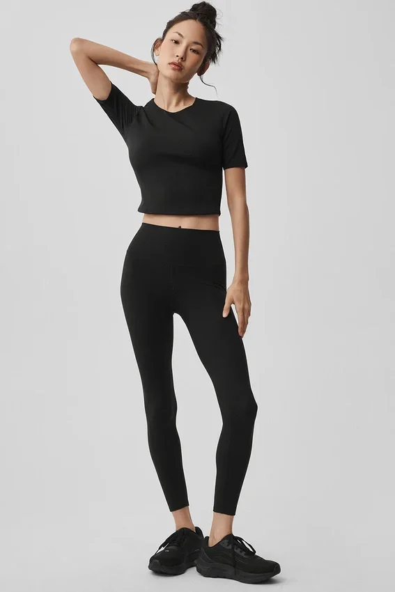 Alo Softsculpt Precision Half Sleeve Tee – Schwarz