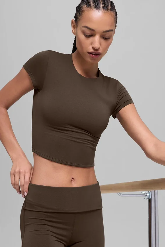 Alo Softsculpt Precision Kurzarmshirt – Espresso
