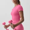 Alo Softsculpt Precision Kurzarmshirt – Paradise Pink