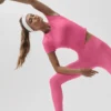 Alo Softsculpt Precision Kurzarmshirt – Paradise Pink