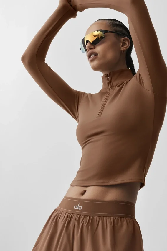 Alo Softsculpt Precision Langarmshirt mit 1/4-Reißverschluss – Sun Kissed Brown
