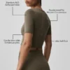 Alo Softsculpt Precision T-Shirt mit halben Ärmeln – Olive Tree