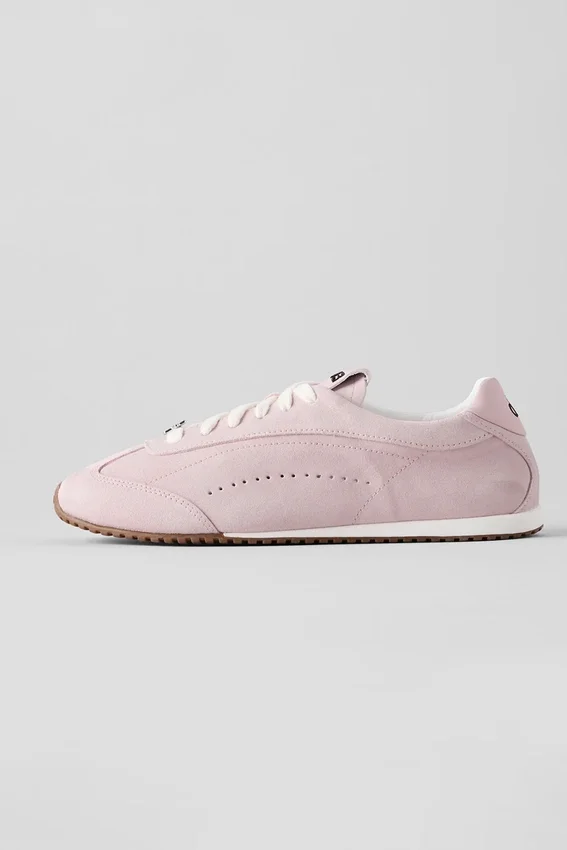 Alo Sunset Sneaker + Jisoo – Bloom Pink