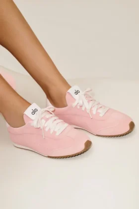 Alo Sunset Sneaker – Sonnendurchflutetes Rosa