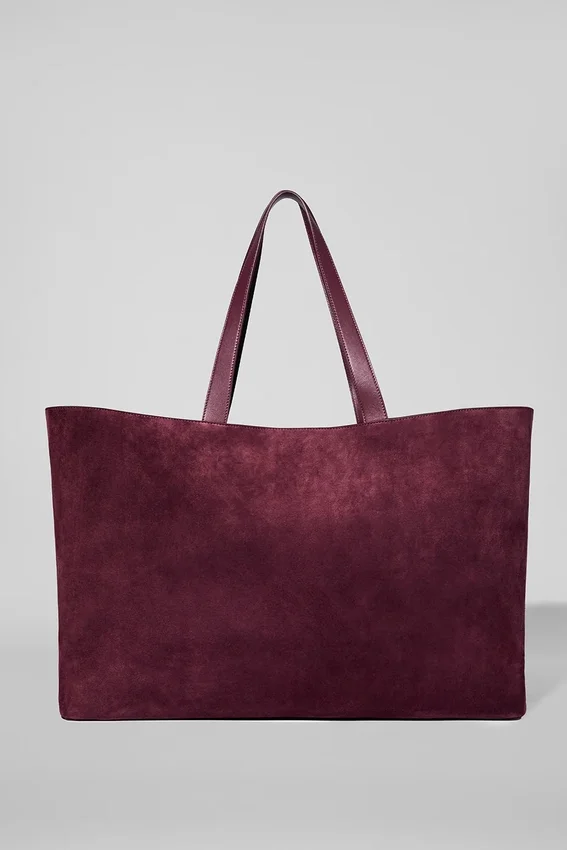 Alo Tranquility Shopper – Bordeauxfarbenes Wildleder