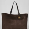 Alo Tranquility Shopper – Espresso-Wildleder