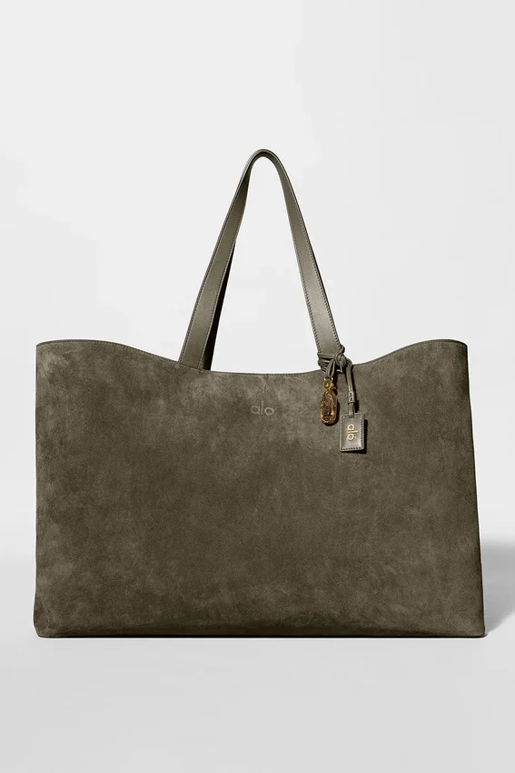 Alo Tranquility Shopper – Olivenbaum-Wildleder