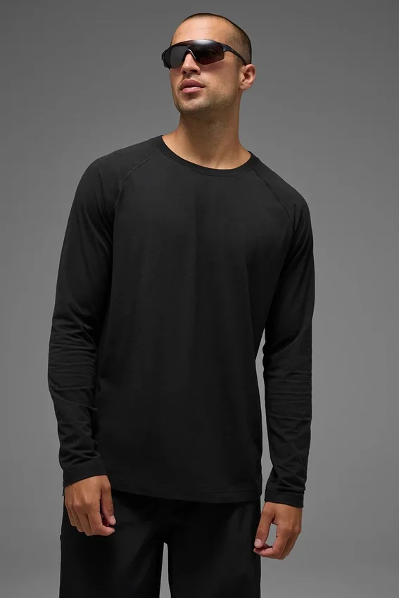Alo Vapor Langarmshirt mit Rundhalsausschnitt – Schwarz