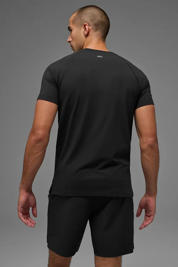 Alo Vapor Rundhals-Shirt mit Kurzarmshirts – Schwarz