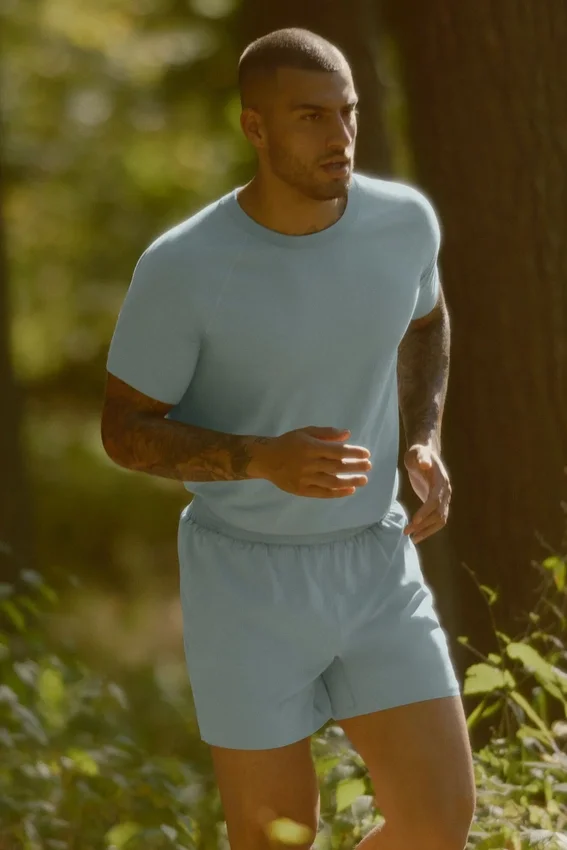 Alo Vapor Rundhals-T-Shirt mit Kurzarmshirts – Desert Sage