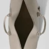 Alo Voyage Reisetasche – Leder in der Farbe „Gravel“