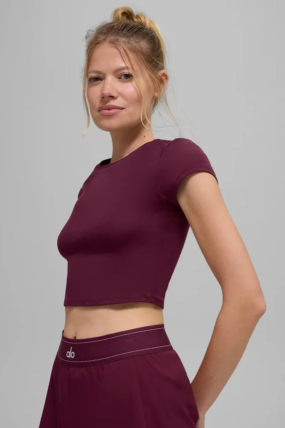 Alosoft Crop Finesse Kurzarmshirt – Burgunderrot