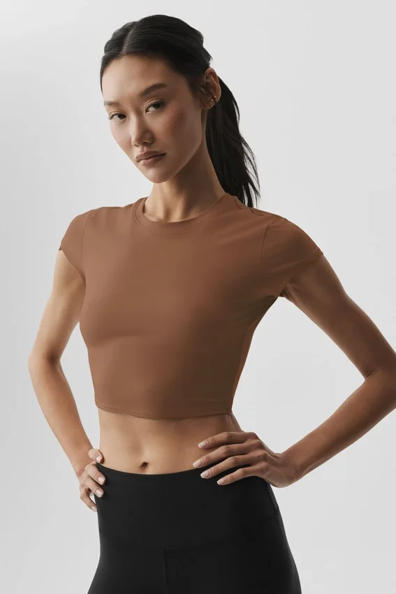 Alosoft Crop Finesse Kurzarmshirt – Sonnengeküsstes Braun