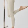 Alosoft High-Waist 7/8 Highlight Leggings – Oatmeal Heather