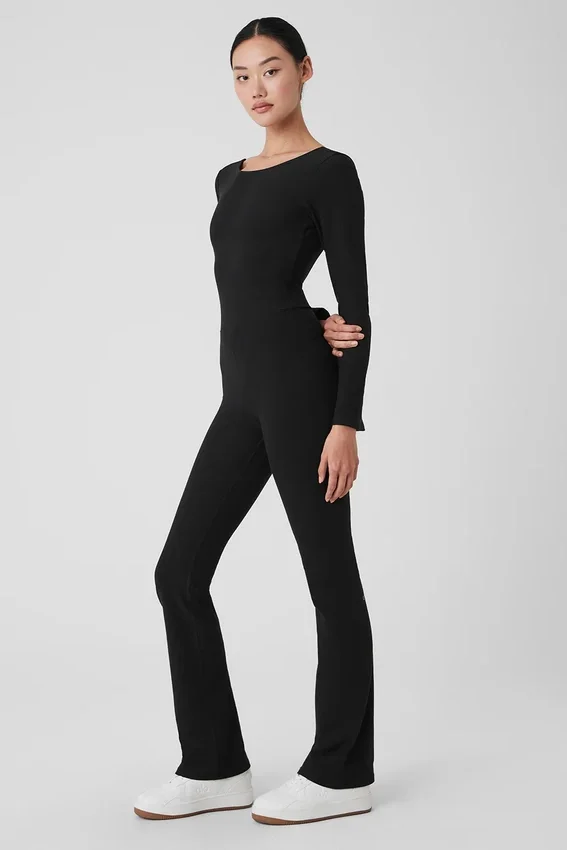 Alosoft Melody Ganzkörper-Onesie mit Bootcut – Schwarz