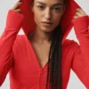 Alosoft Sincere Fitted Jacket – Leuchtend Rot