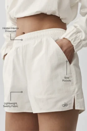 Alumni-Shorts – Elfenbein