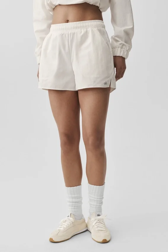 Alumni-Shorts – Elfenbein