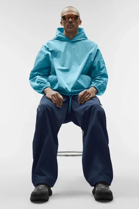 Axis Kapuzenpullover – Blue Breeze