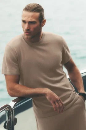 Baumwoll-Kaschmir-Shirt „Ever Soft“ mit Kurzarmshirts und Rundhalsausschnitt – Gravel