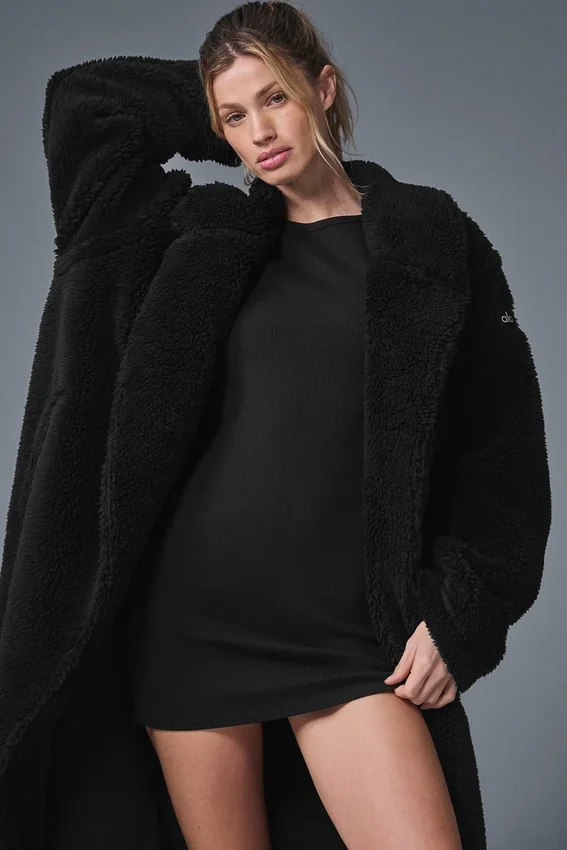 Übergroßer Sherpa-Trench – Schwarz