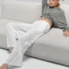 Breezy-Hose mit weitem Bein (Regular) – Weiß