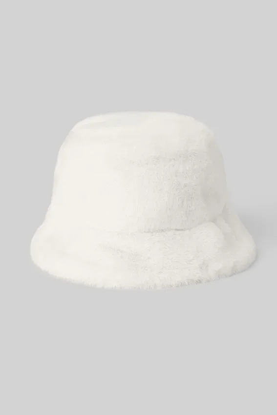 Bucket-Hut aus Kunstfell – Ivory