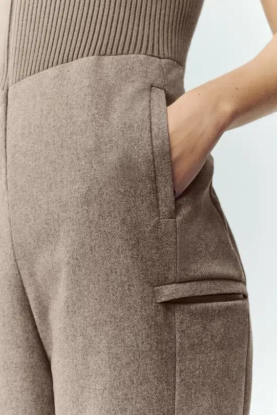 Bunny Slope Latzhose aus Wollmischung – Alpine Cocoa Heather