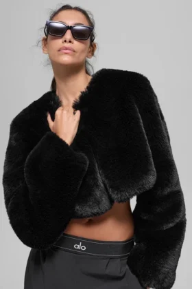 Chic-Kurzjacke aus Kunstfell – Schwarz