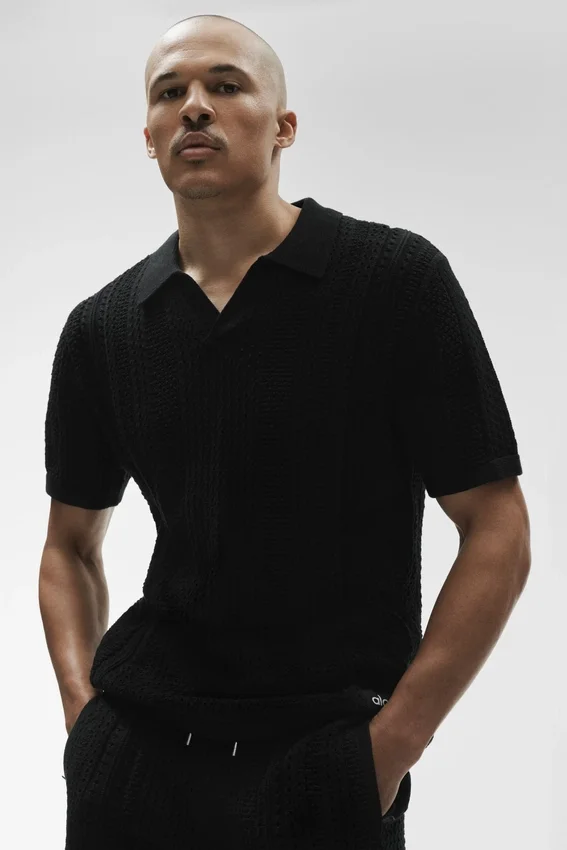 Coastline Knit Kurzarmshirt – Schwarz