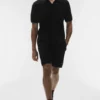 Coastline Knit Kurzarmshirt – Schwarz