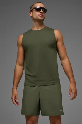 Conquer Muscle Tank – Olivgrün