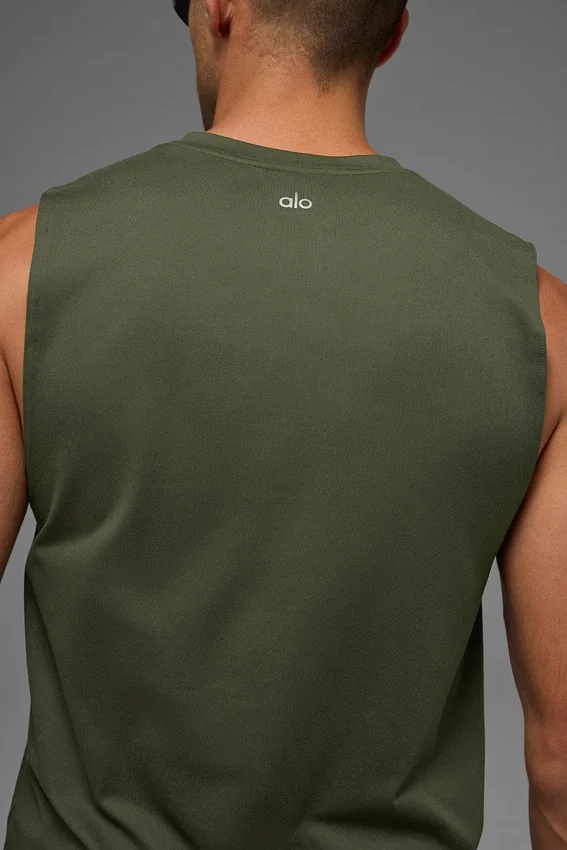 Conquer Muscle Tank – Olivgrün