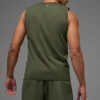 Conquer Muscle Tank – Olivgrün