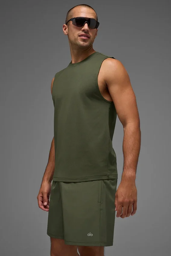 Conquer Muscle Tank – Olivgrün