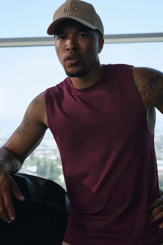 Conquer Muscle Top – Burgundy