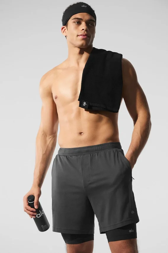 Conquer React 2-in-1 Performance-Shorts – Anthrazit/Schwarz